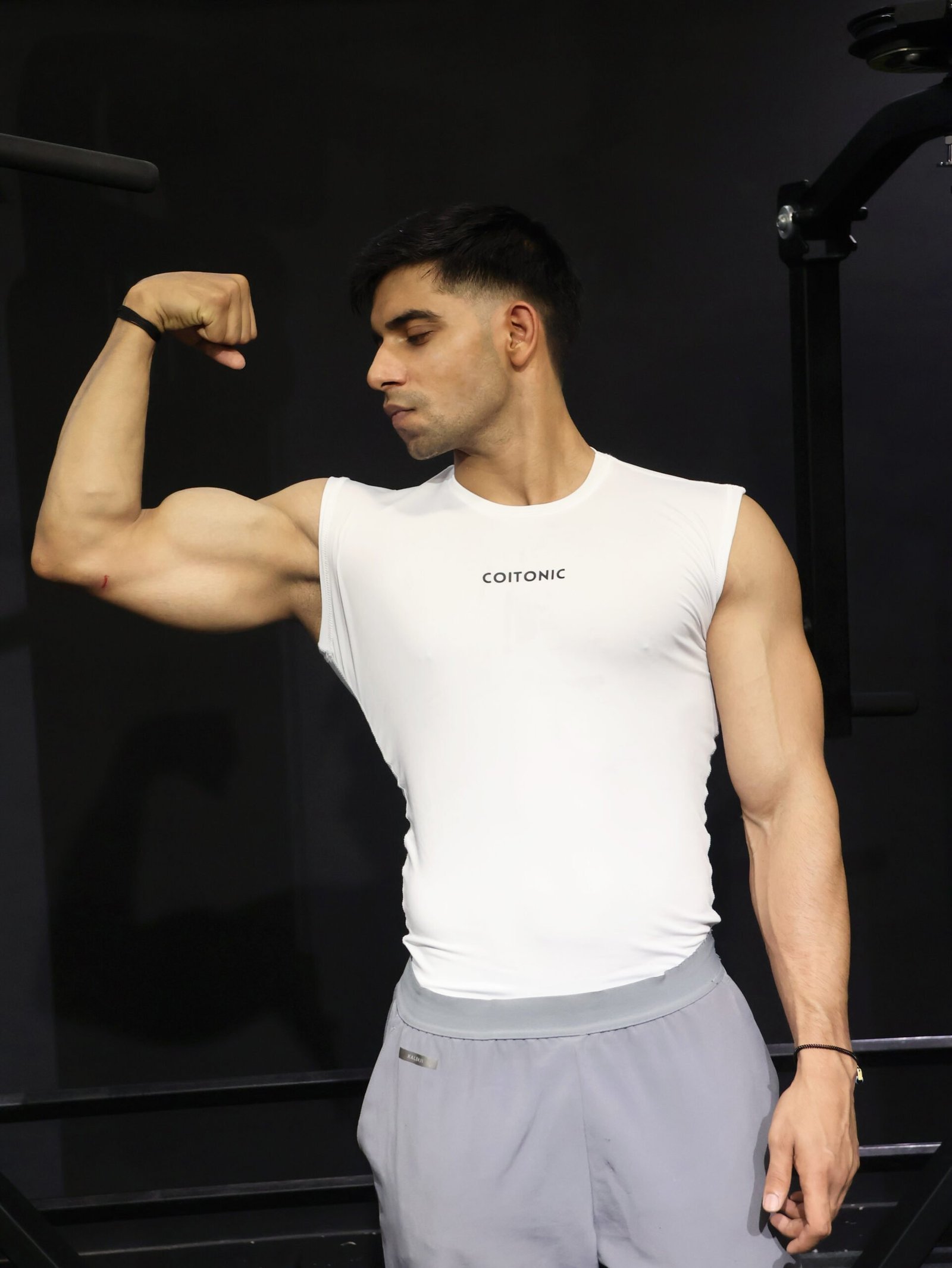 Coitonic Compression Sleeveless Tank ( White ) - Image 2