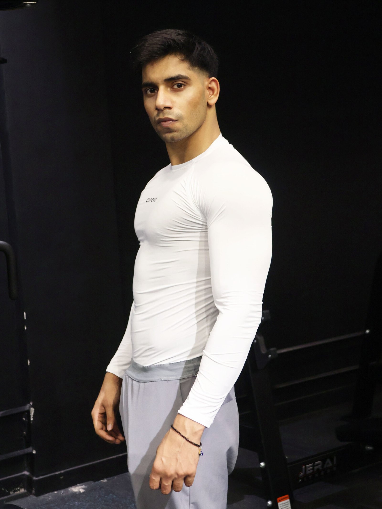 Compression Full Sleeves White T-shirt - Image 4
