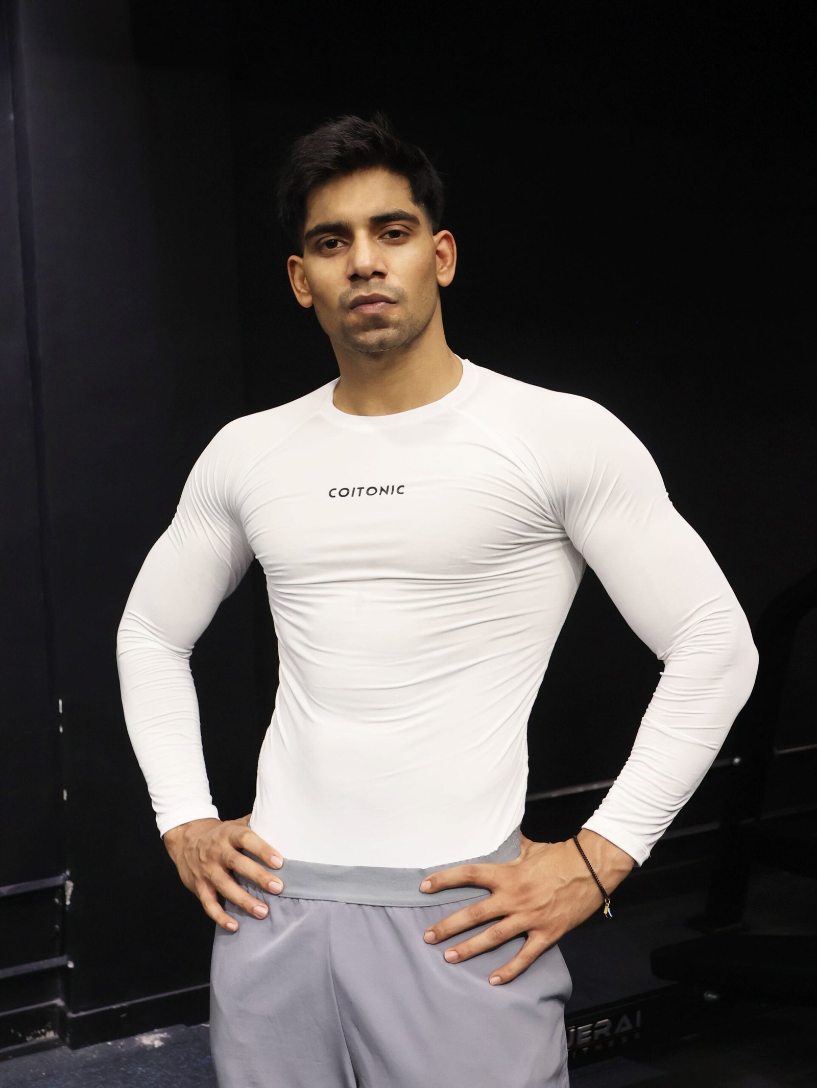 Compression Full Sleeves White T-shirt - Image 5