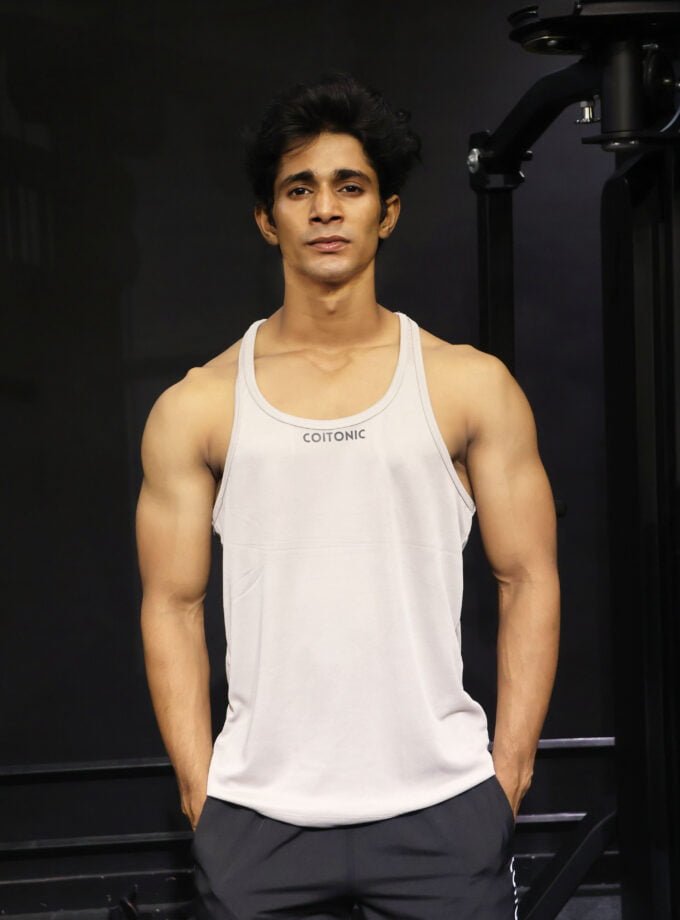 Classic Stringer Beige