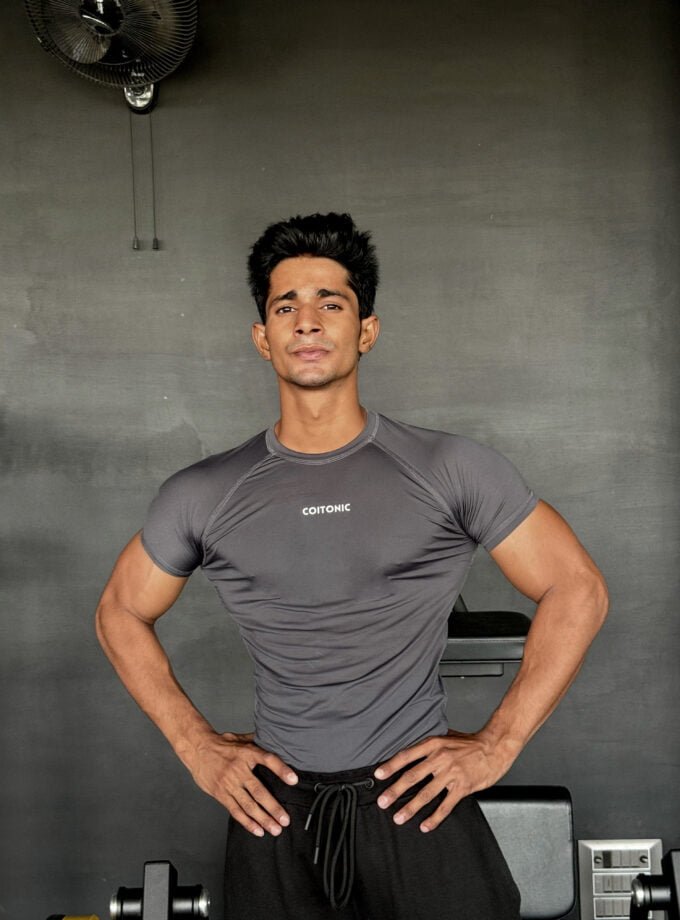 Compression Half Sleeves Dark Grey T-shirt