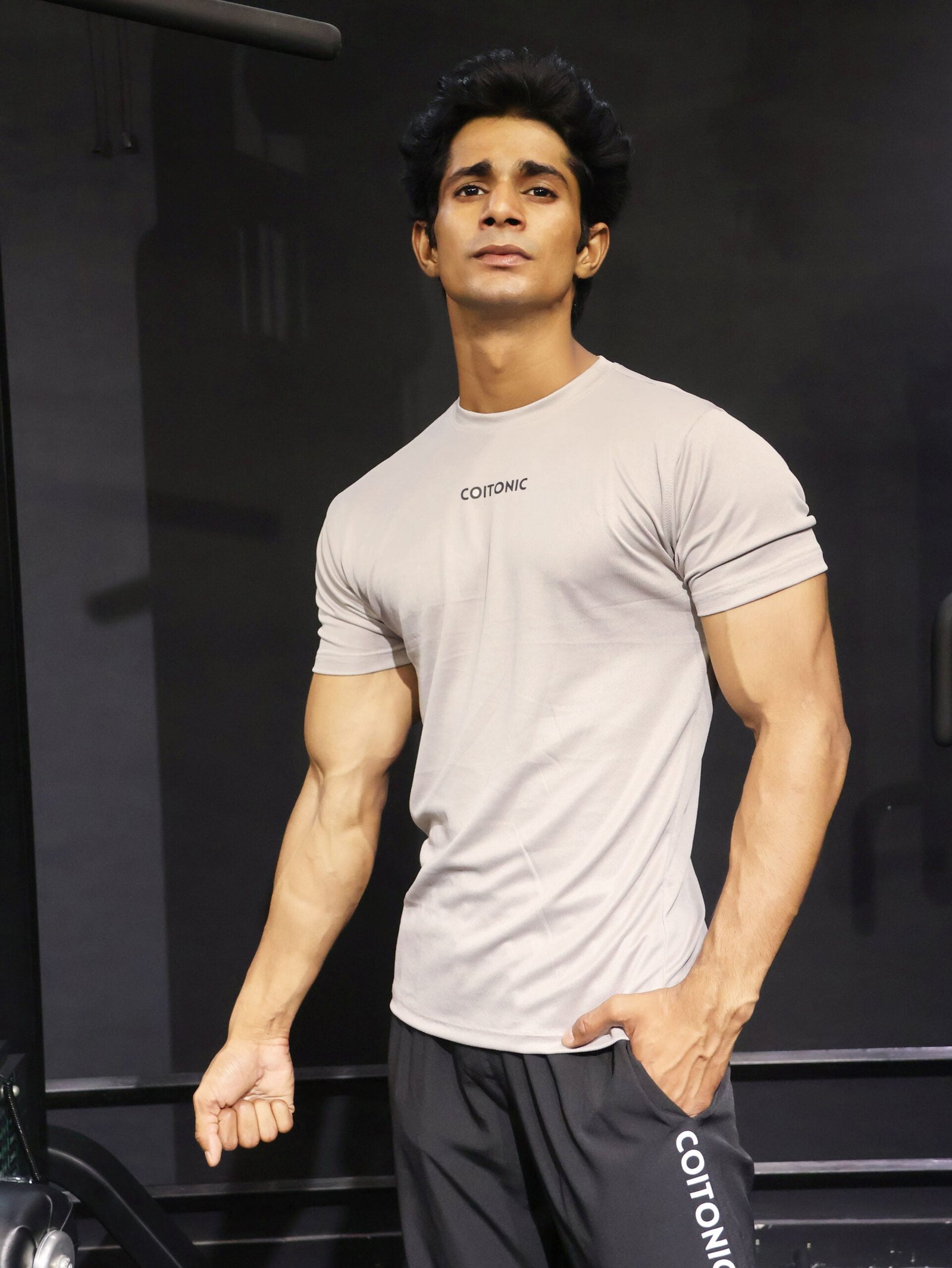 Coitonic Slim Fit T-Shirt – Beige